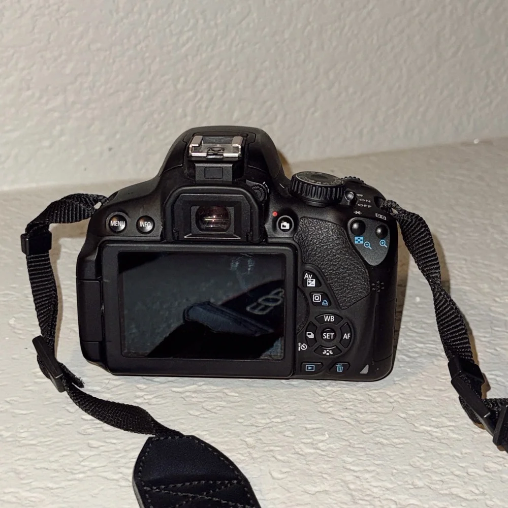 Canon EOS Rebel T6 Black with Red Accents